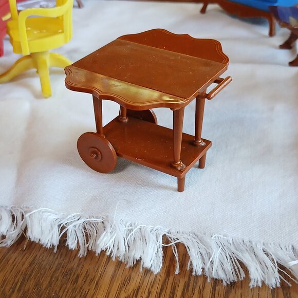 1950's to 1960's Reliable Toys Doll House Furniture Made in Canada - Picture 7 of 7